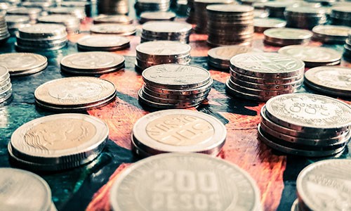 中英文商城系统如何实现语言与货币的自动切换？